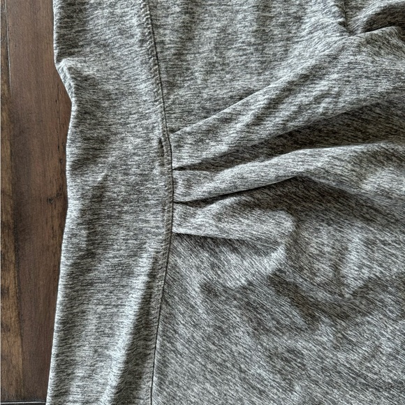 Athleta Pacifica Ruched Top. Size Large Tall. - Picture 3 of 6